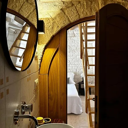 Nidus Petrae Holiday home